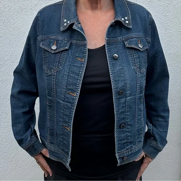 Disney - One of a Kind, Unique -
Item Name: (Tinkerbell) Fairy Jacket - Denim - Picture 5 of 15